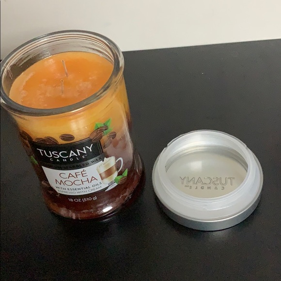 Café Mocha Tuscany Candle - Picture 3 of 5